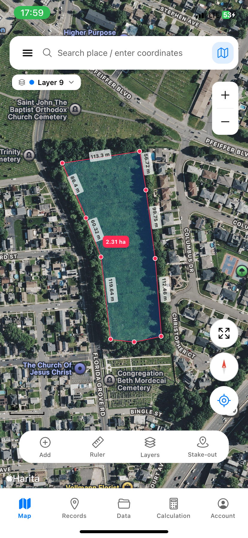 Polygon area measurement on satellite map